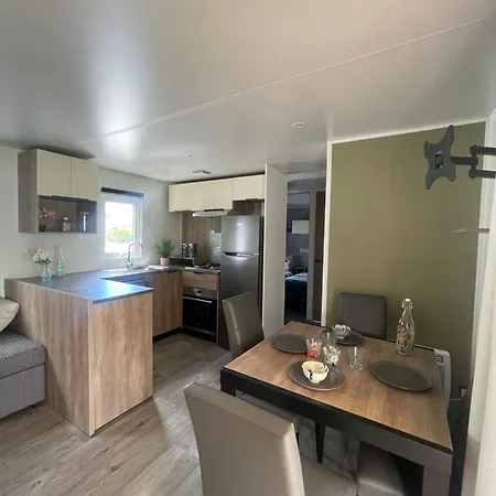La Carabasse Mobilhome * 비아스