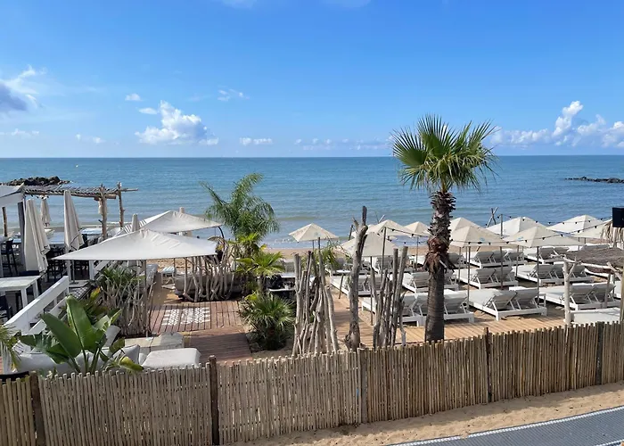 La Carabasse Mobilhome Camping Vias