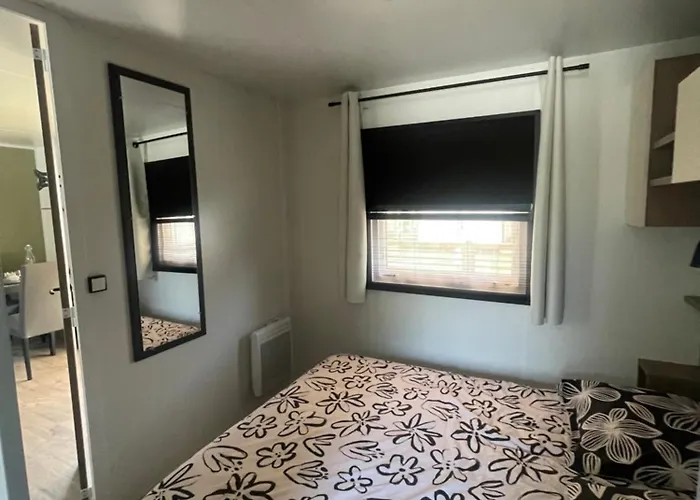 La Carabasse Mobilhome Camping
